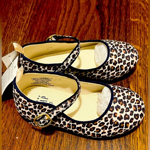 Leopard flats for baby girl, Gap - Picture 2 of 2